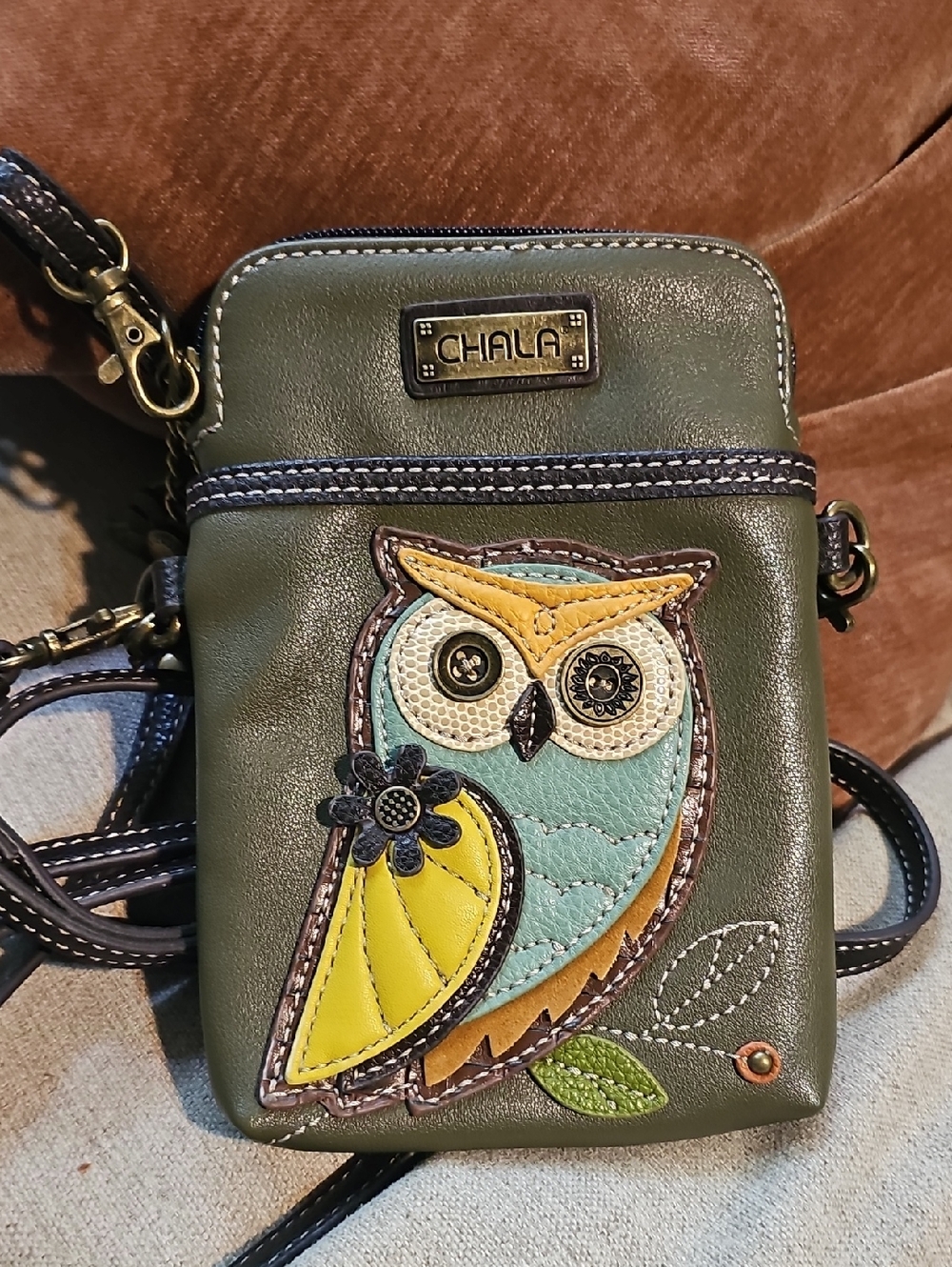 Chala Olive Owl Crossbody Phone Bag New